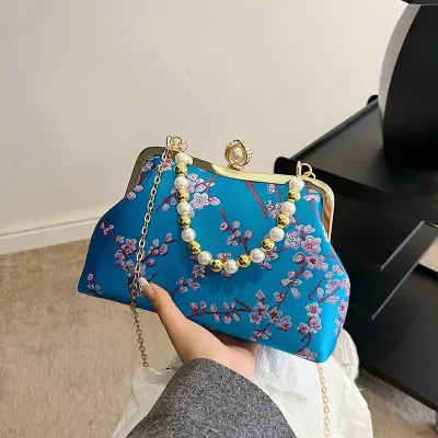 EMBROIDERED PEARL CHAIN BAG